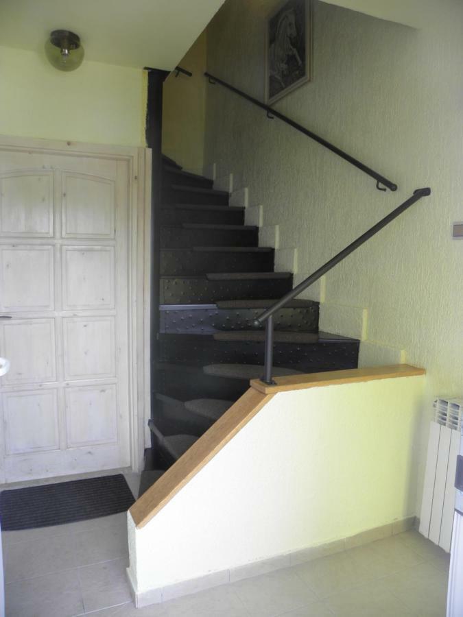 Apartman Klesinger 2 โปเรช ภายนอก รูปภาพ